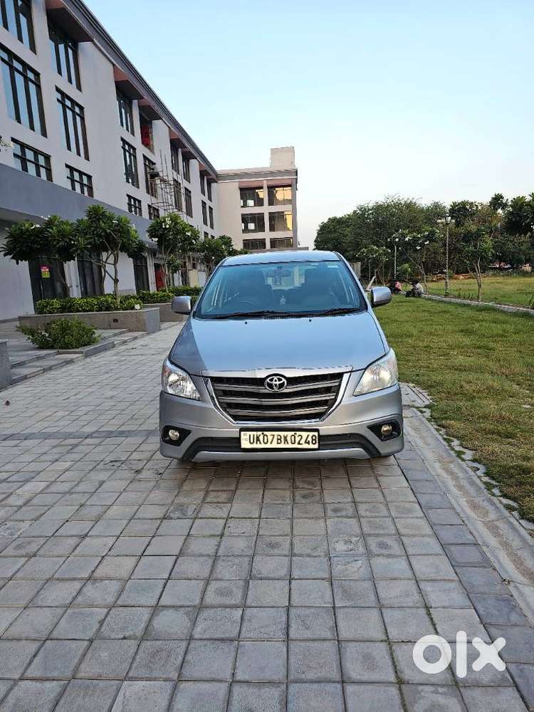 Toyota Innova, 2015