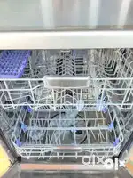 LG DISHWASHER MACHINE FULLY AUTOMATIC ON AND MINT CONDITION