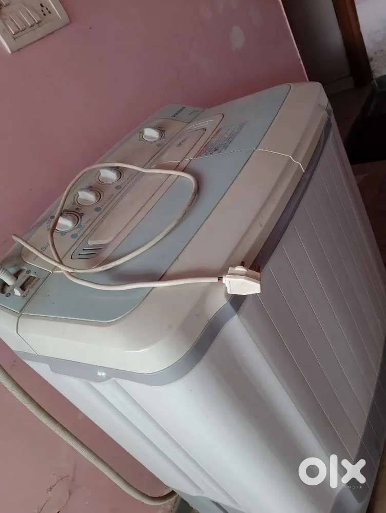 Semi automatic 7kg samsung washing machine