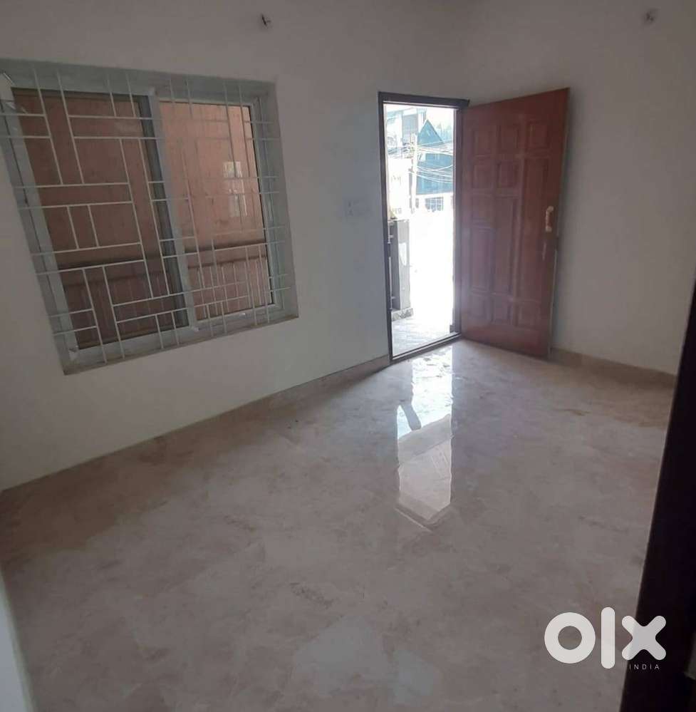 OFFICE SPACE For RENT Main Road Property for SMALL OFFICE OR CLINIC