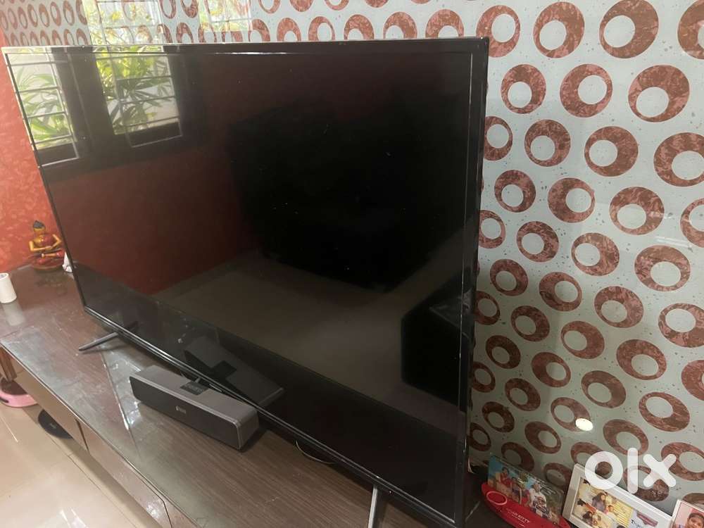 Thomson led TV. 65 inch