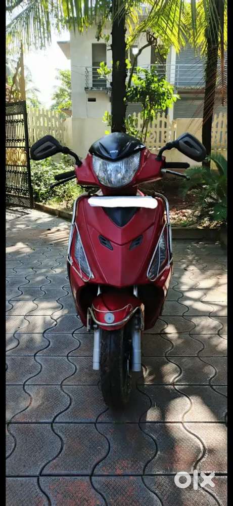 well maintained showroom condition good mileage smooth running