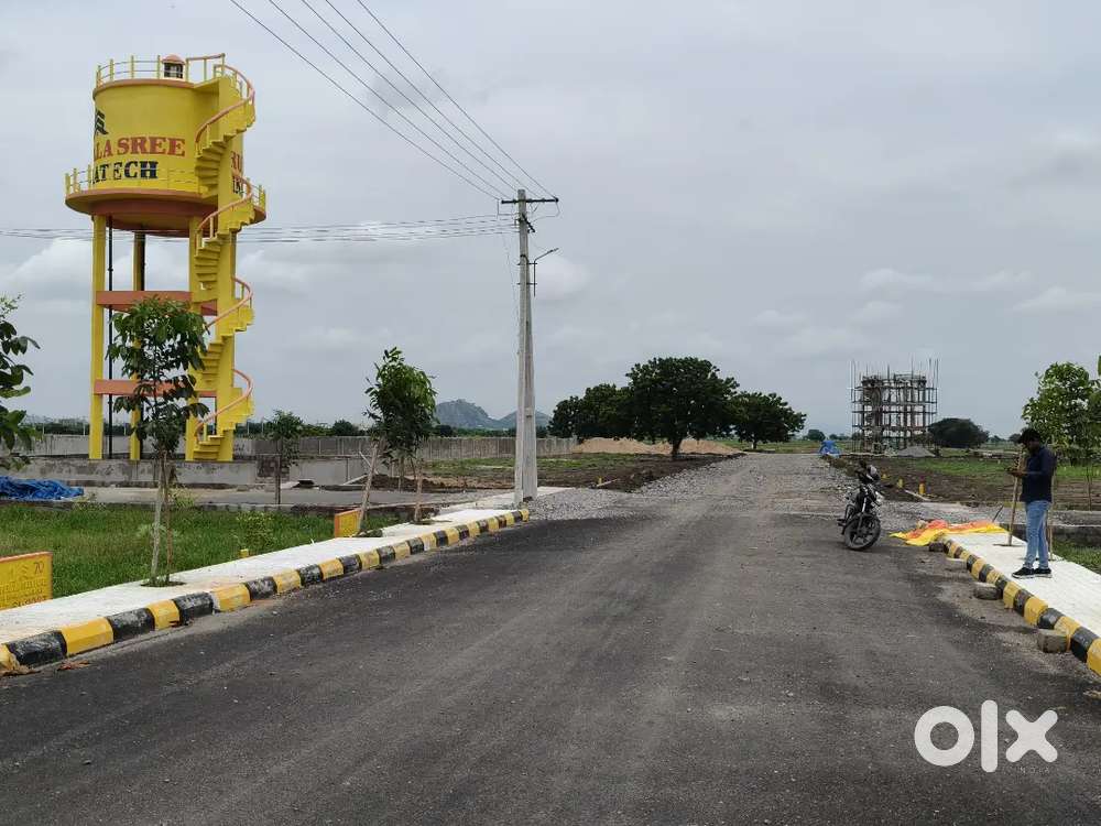 తకువధర లో ఓపెన్ ప్లాట్లు  AP CRDA APPROVED Layout