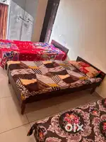 Pg for boys in sec 34a 32 43 44 45 in Chandigarh