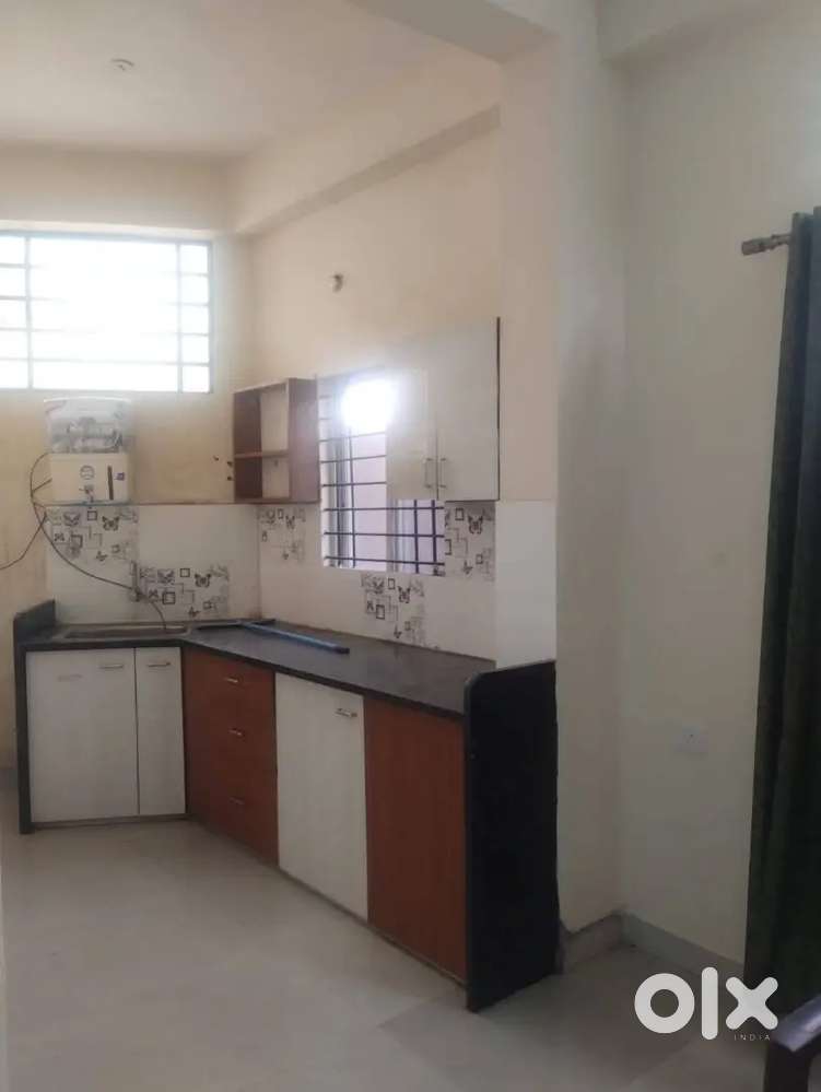 1bhk furnished  flat for working male