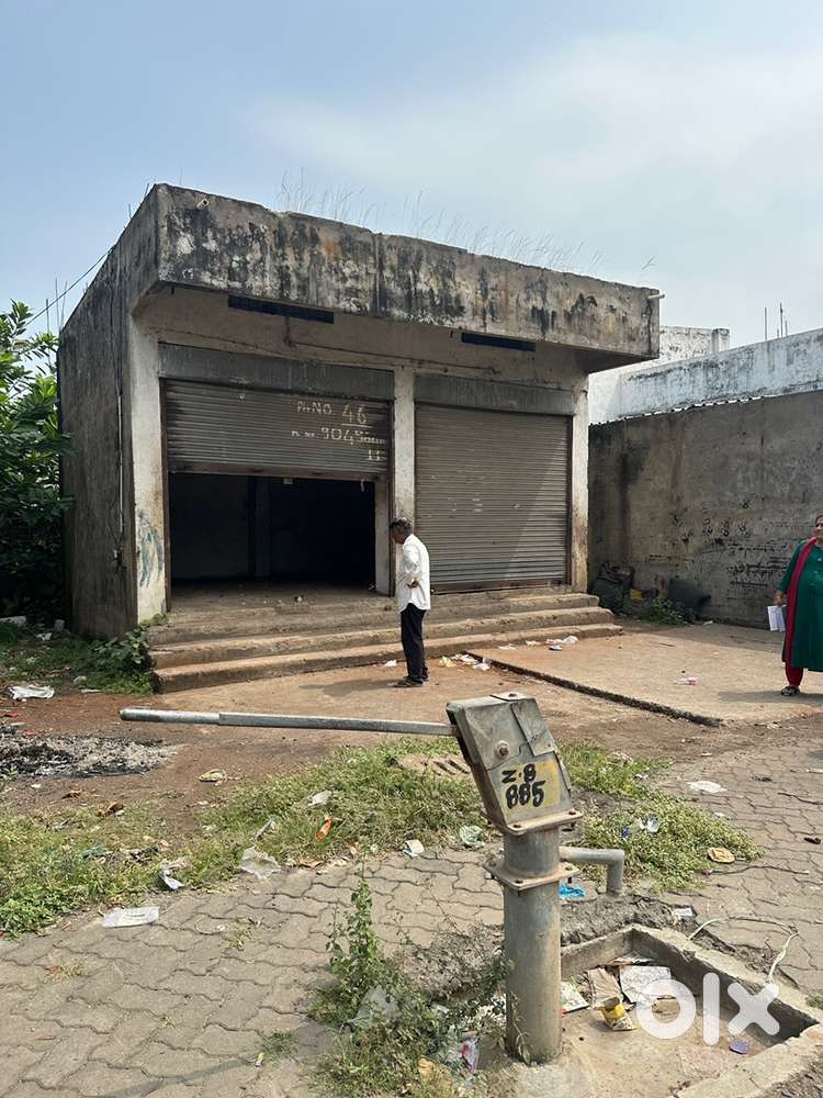 2 shutter shop each of around 200 sq feet in kalamna nagpur