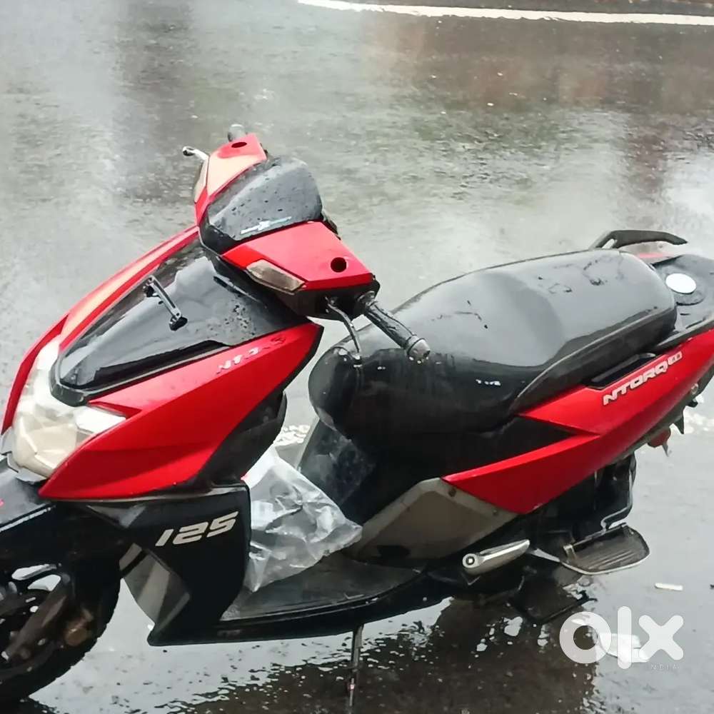 TVS NTROQ 125 BS4, good condition