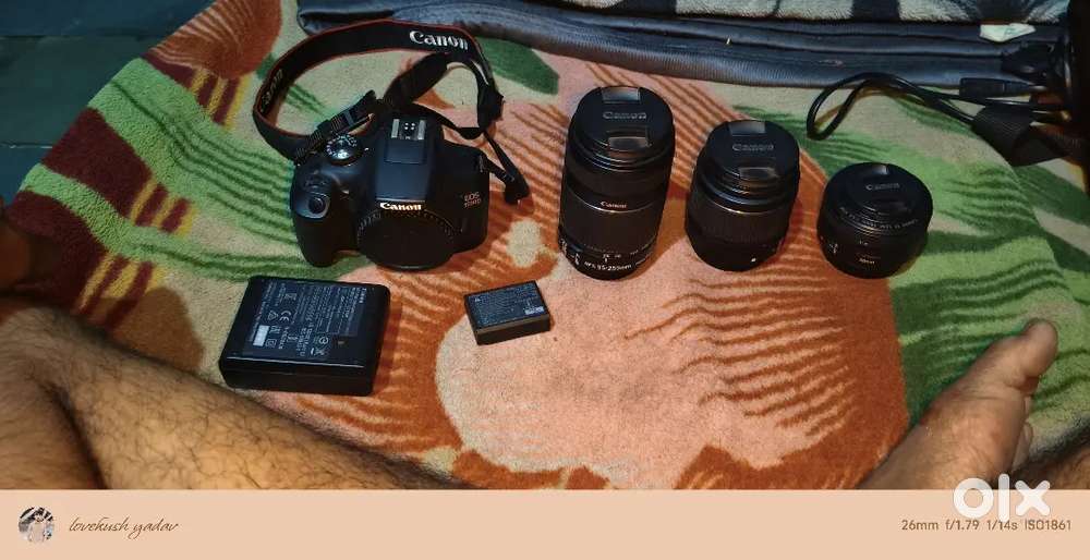 To sell canon 1500D DSLR camera