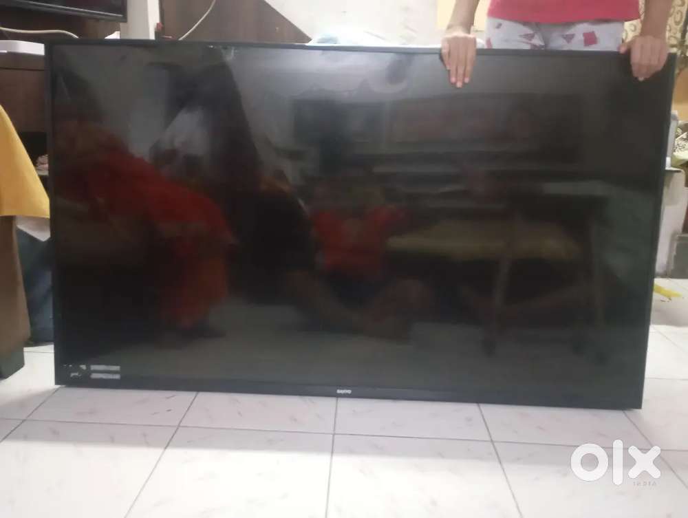 Sanyo 55 inch 4K led ( Panel Break)