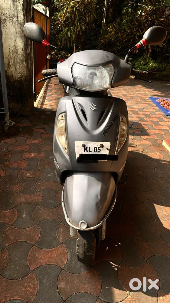 Neatly maintained, Single owner scooter