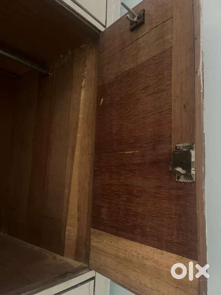 Flat house room on rent