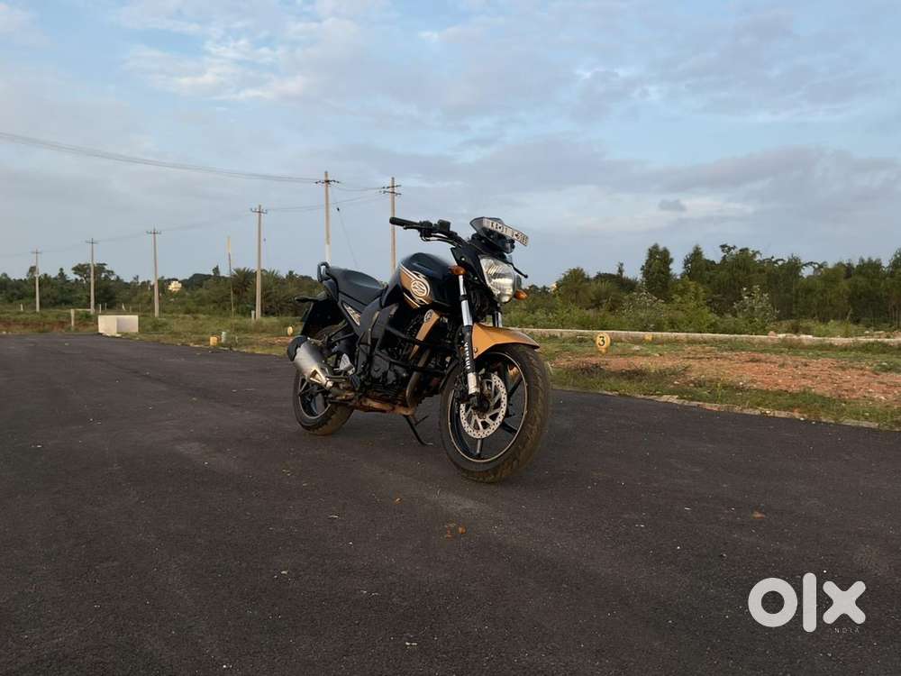 Yamaha FZS
