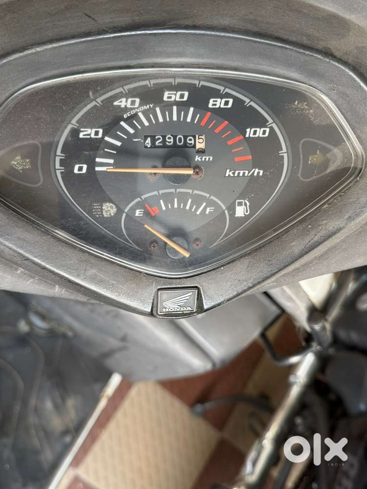 Mint Condition Activa Single Handed for Sale