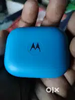 Moto buds bass