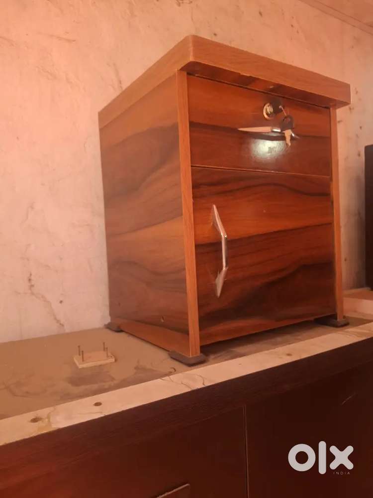 Mahak home furniture manufacturer