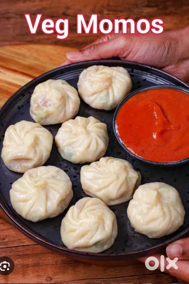 Momos chef