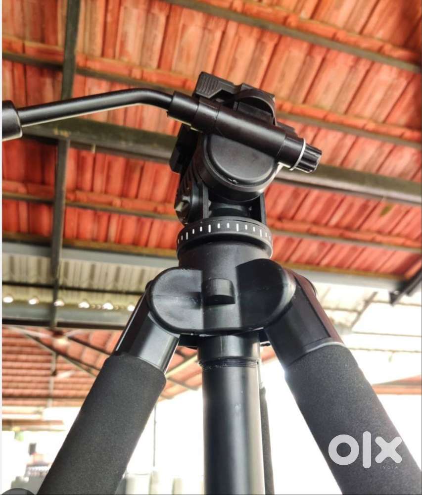 DIGITECH DTR 690 VD PRO TRIPOD