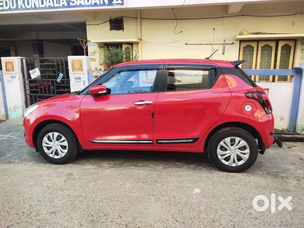 Maruti Suzuki Swift 2021 Petrol 70000 Km Driven