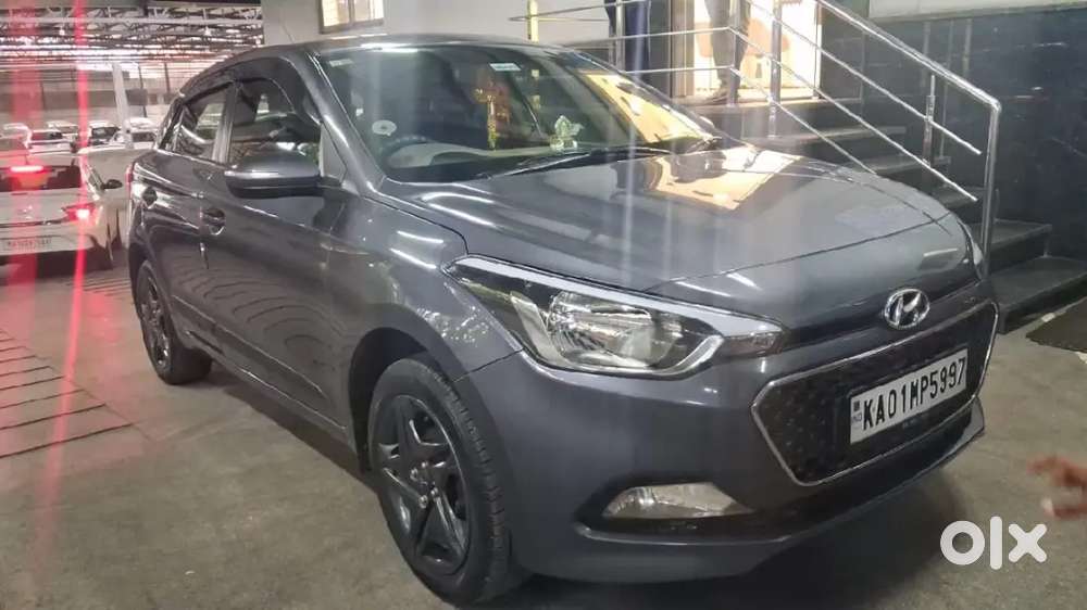 Elite i20 Sportz optional. Mint condition