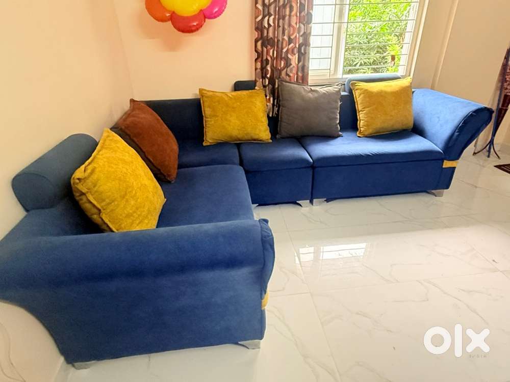 6-Seater L-Shaped Sofa in Excellent Condition – For Sale