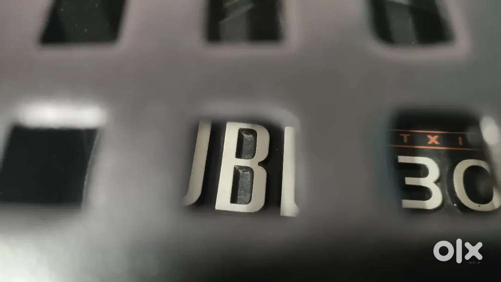 JBL 1300 Watts subwoofer system 12000