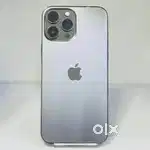 All iphone 13.12.14pro15pro max available in warranty bill box REFURB