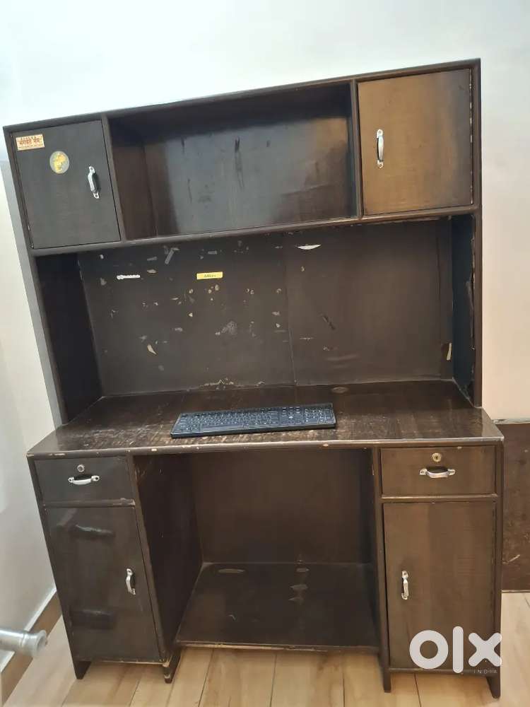 Computer Table with book shelf