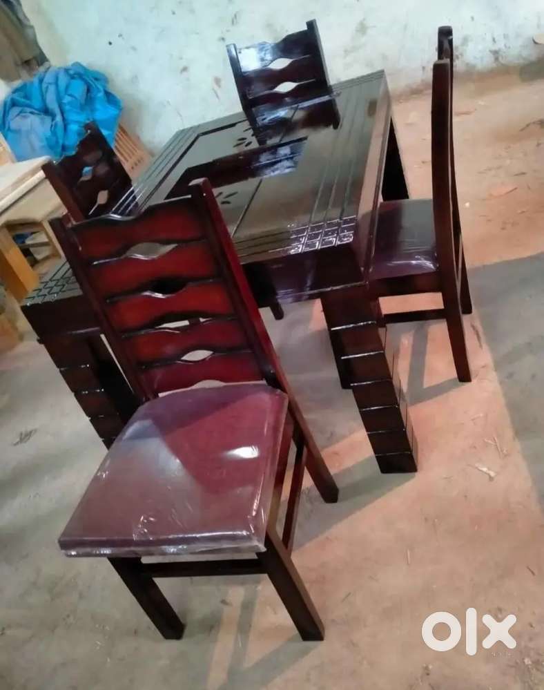 Premium finishes as polishing wood honde or coating