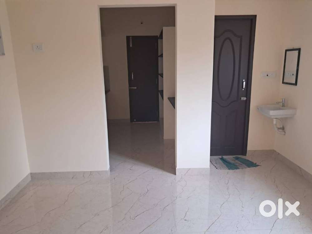 new individual home, with spacious open area, good ventilation,car par