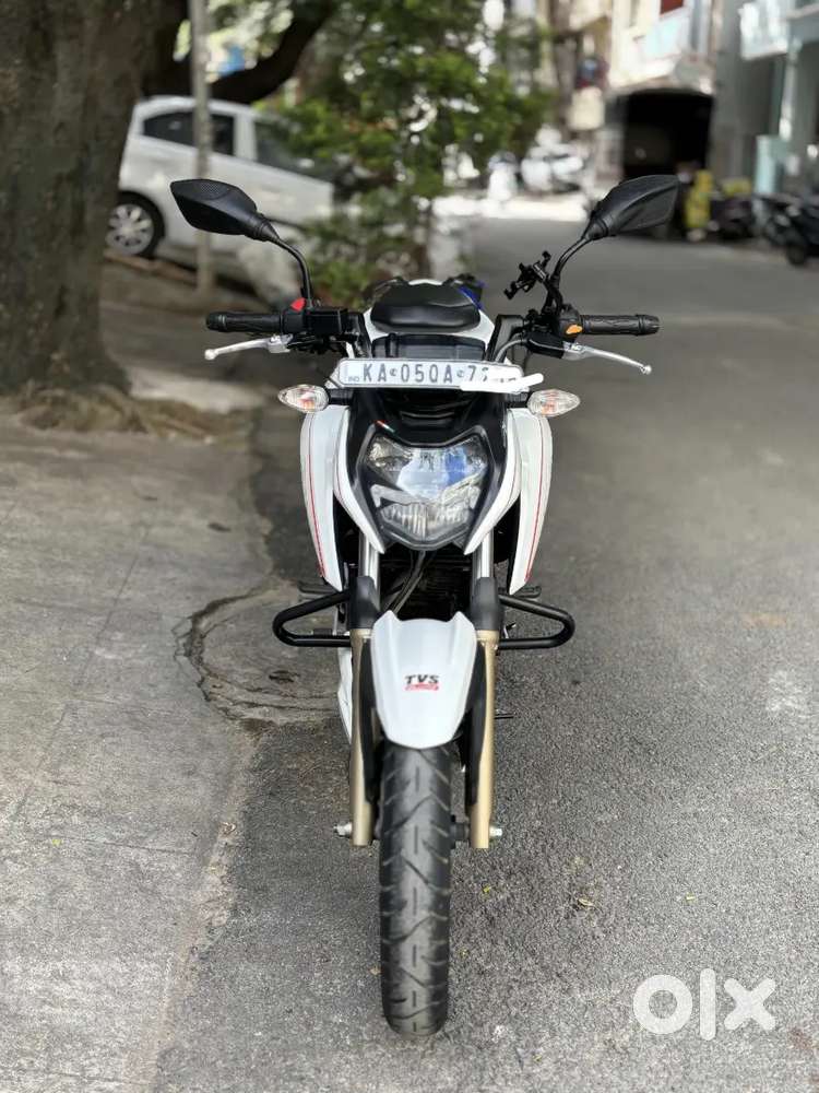 TVS Apache RTR  200V 2024 first owner km driven 11784