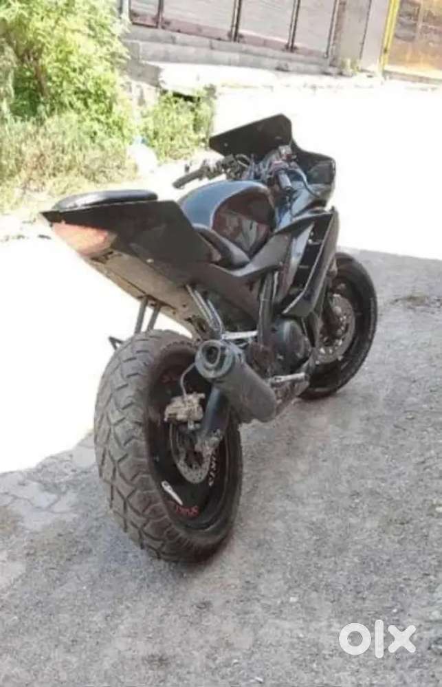 Engen saze hai  baike pe 15k khacha hai