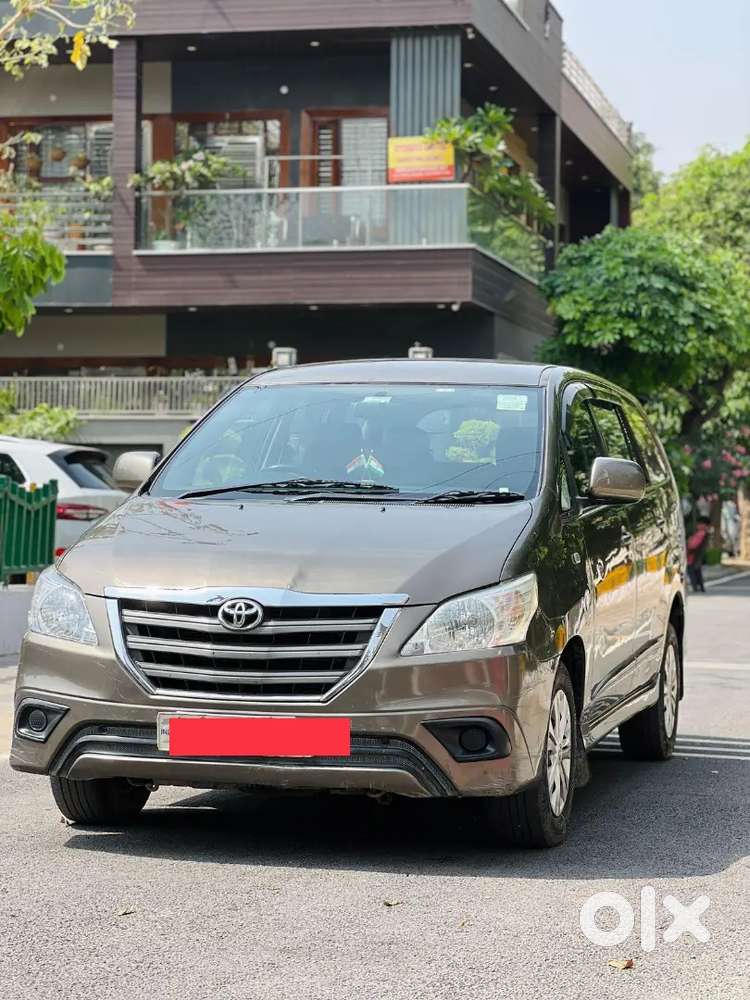 Toyota Innova 2015 Diesel Well Maintained