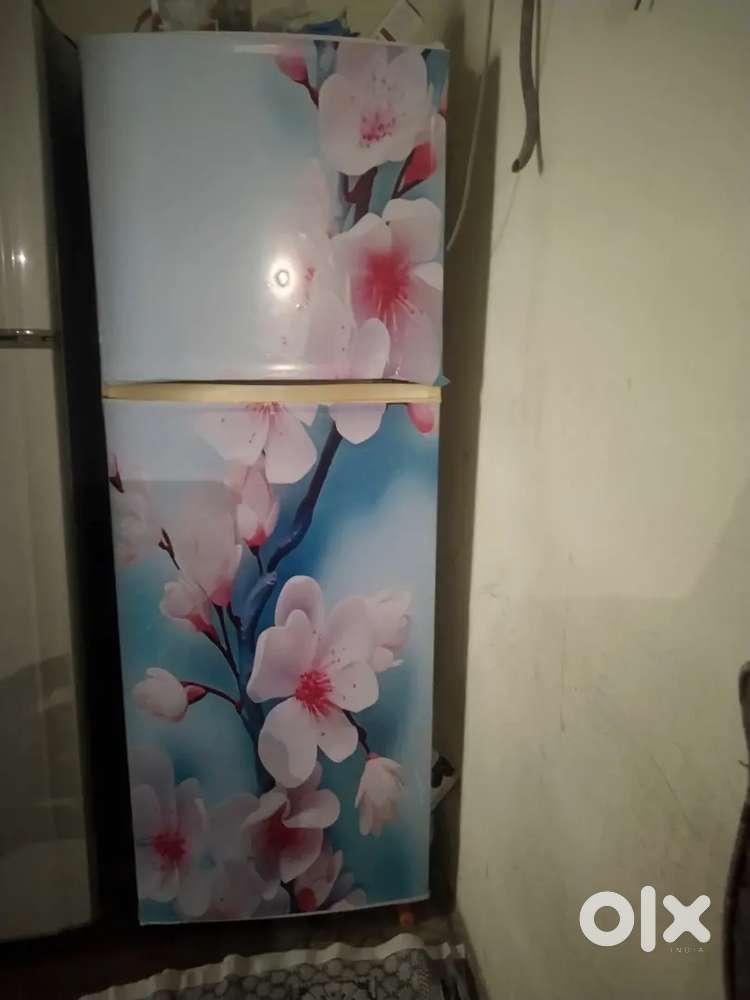 Fridge for sell best price !! At 6000/-  only