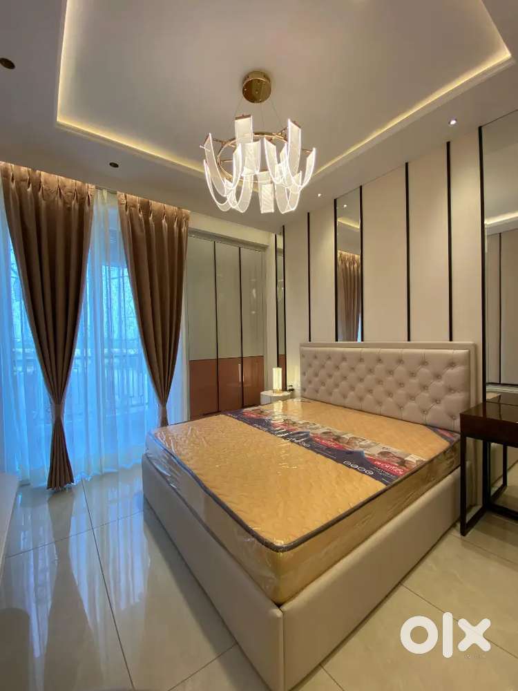 1350 SQFT 3BHK FLAT WITH LIFT SALE NEAR LANDRAN MOHALI