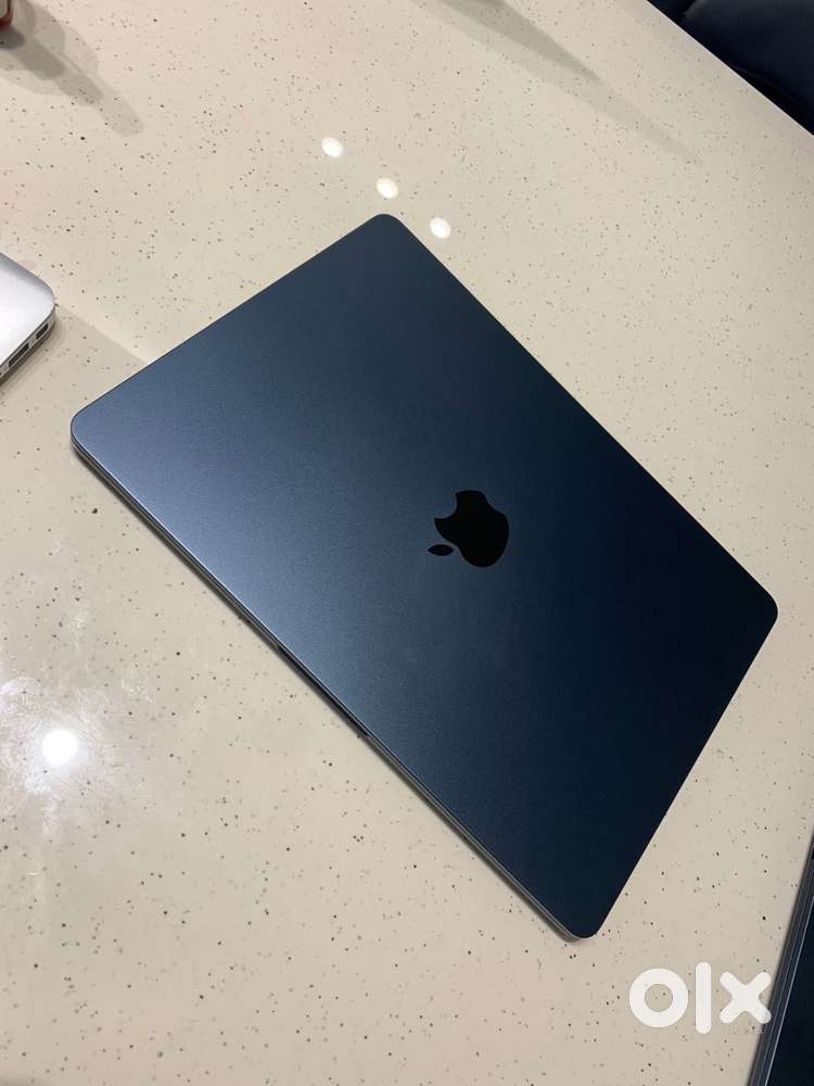 MacBook Air M4 16GB/256GB MIDNIGHT Under Warranty Just in 74,000/-