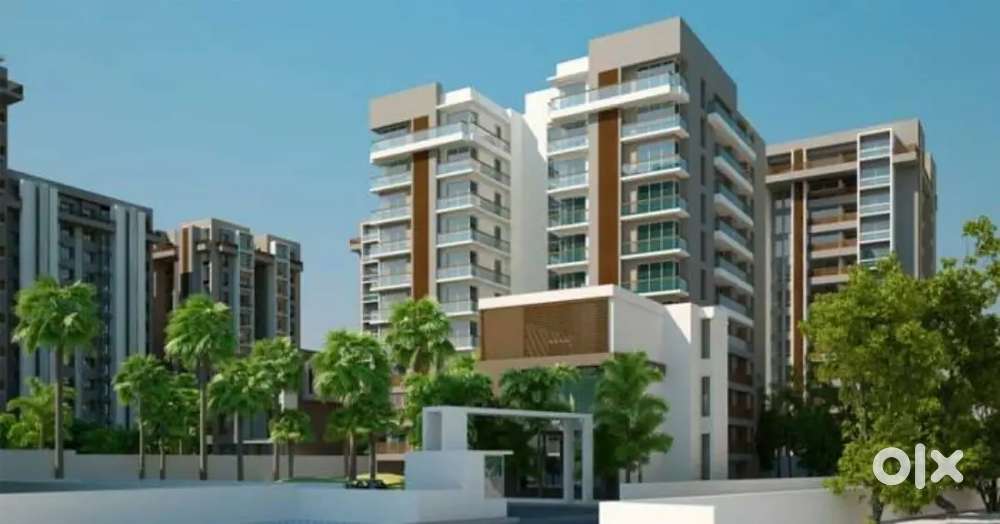 4 Bhk society flat owner free