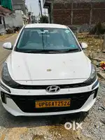 Hyundai Aura CNG & Hybrids 70000 Km Driven
