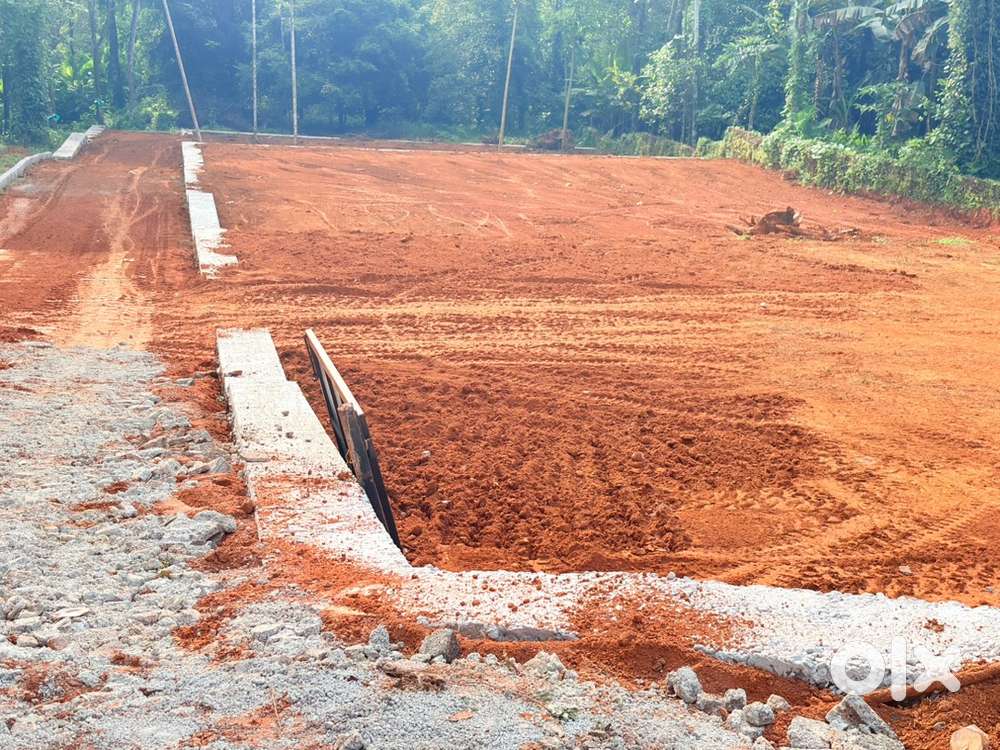 HIGHWAY SIDE PLOTS AT KOLANCHERY