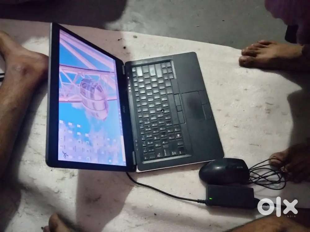 DEEL laptop good condition