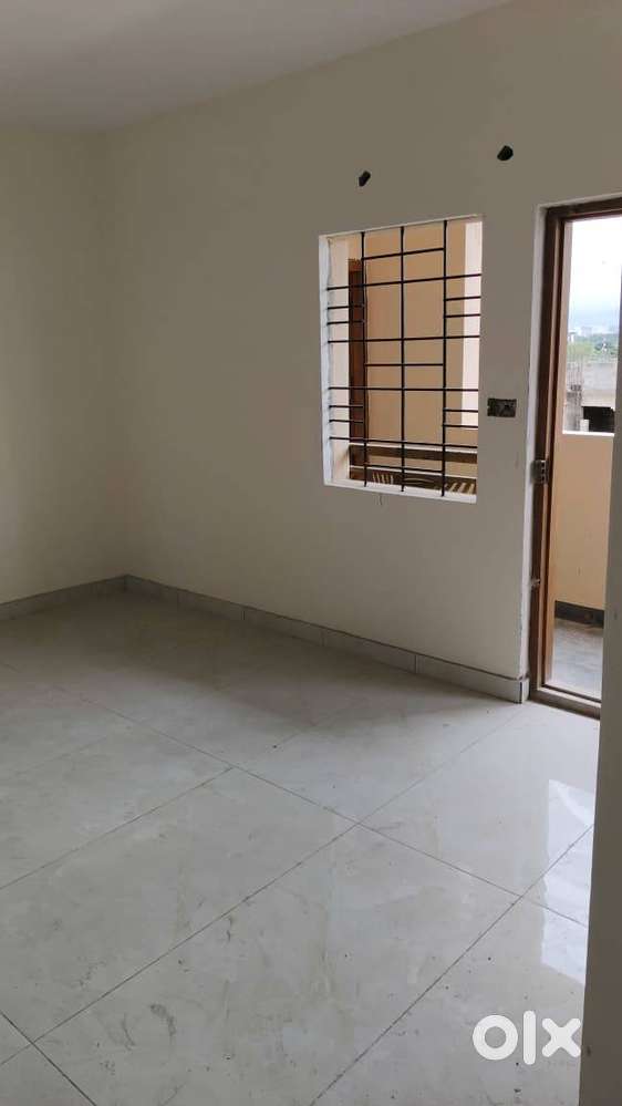 Ready-to-Move 1BHK Flat for Sale – Includes Interiors near Banaswadi