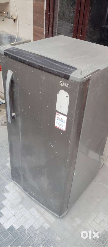 LG fridge 190L