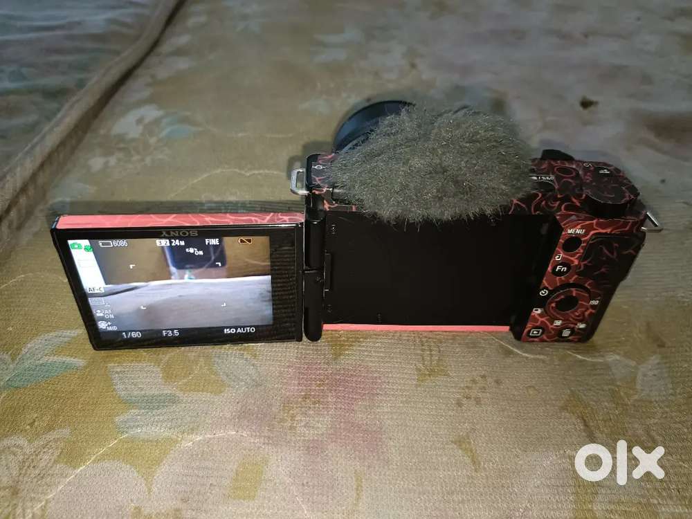 Sony Alpha ZV-E10 24.2 Mega Pixel

for Creators
