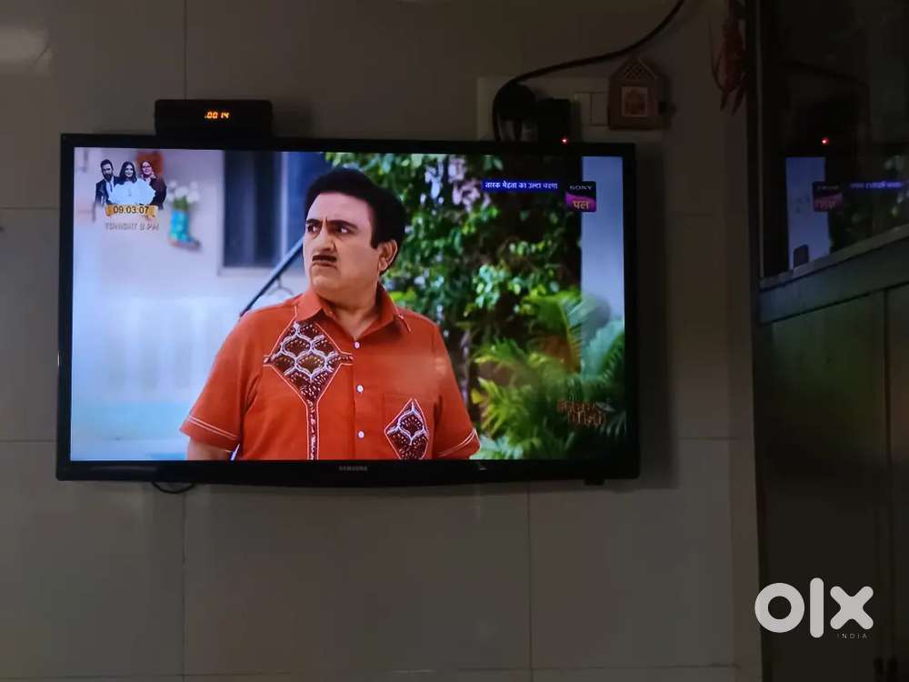 SAMSANG 32 INCH LED