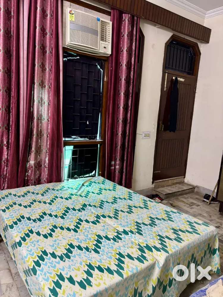 Boys PG with food in sector 60 phase 3B1 near phase 7 Mohali Punjab