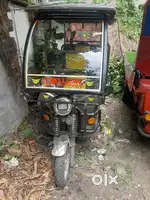 Plaudit e rickshaw new condition toto for sale