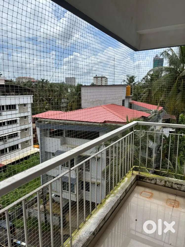 2 bhk semi furnished flat for sale in kadri