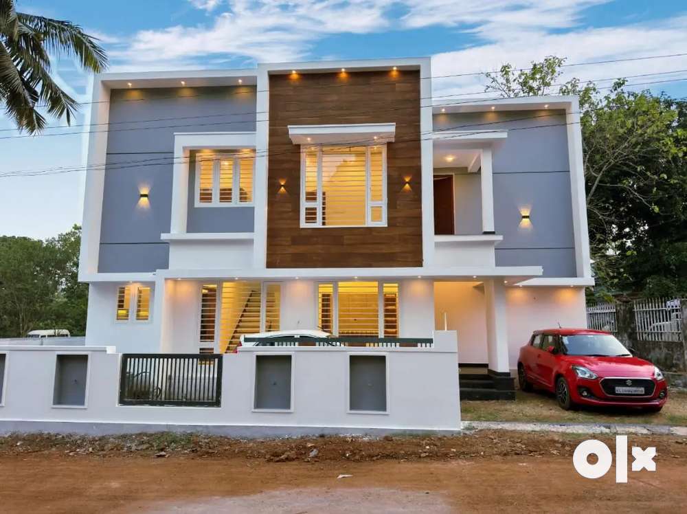 AN AMAZING NEW 4BED ROOM 1600 SQ FT 4.3CENT HOUSE IN OLLUR,THRISSUR