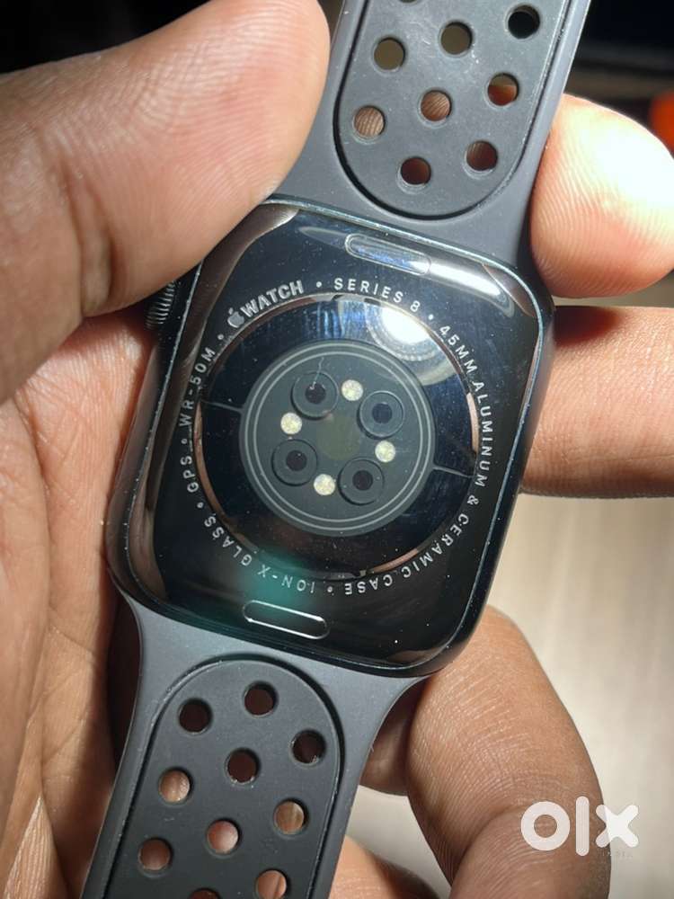 Apple watch 8