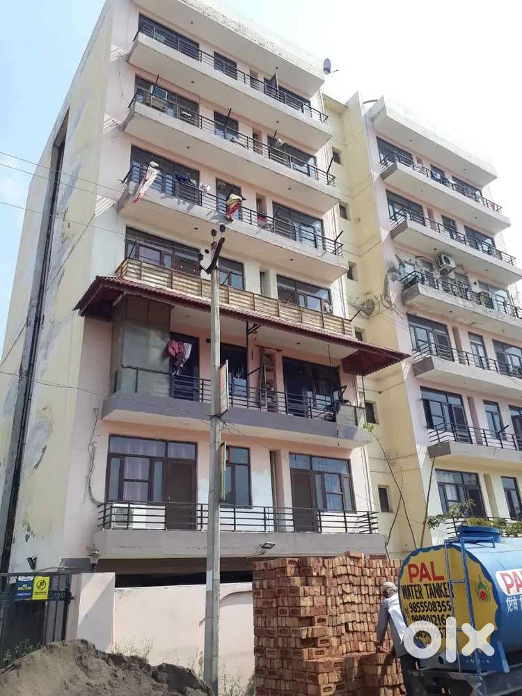 zirakpur vip road milton tower
