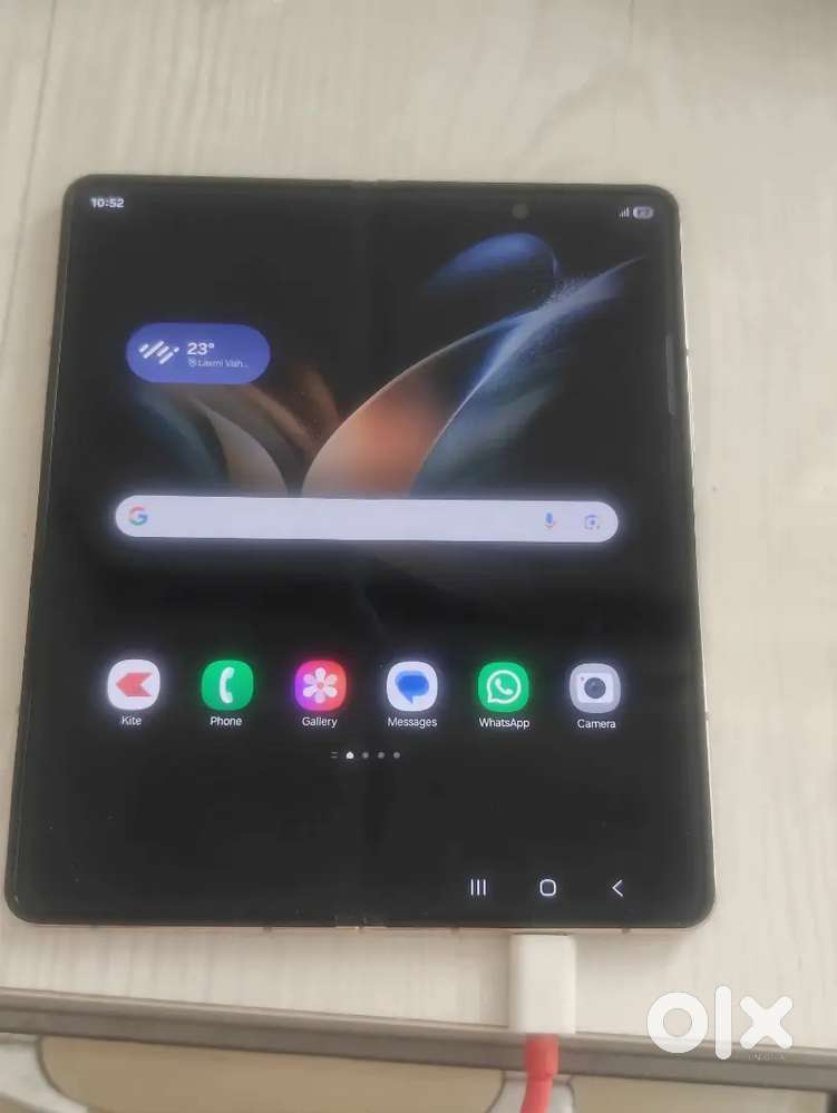 Sansung Galaxy Fold 4(12+256)GB Beige
